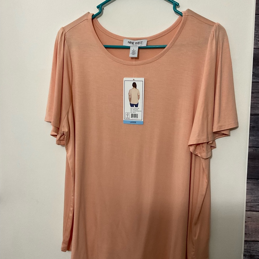 ❤️PRICE DROP❤️Nine West Women’s Top NWT Size Large